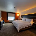 Holiday Inn Express & Suites - Colorado Springs AFA Northgate